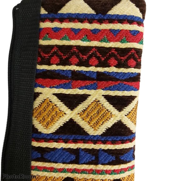 NWOT Tribal clutch purse wristlet wallet/phone bag - Picture 4 of 5